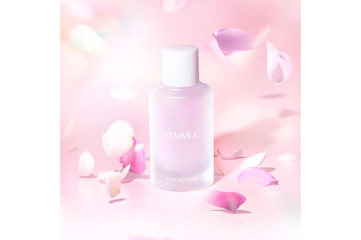 ファミュ ローズ ソフトナー（50ｍL）￥3,960（税込み）