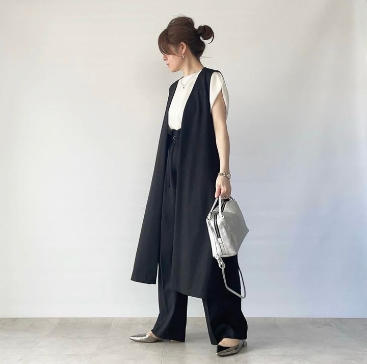 ジーユー_ベルテッドストレートパンツ_4