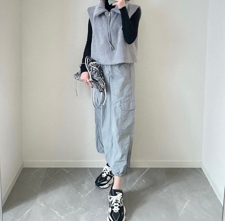 UNIQLOテックカーゴロングスカート_2