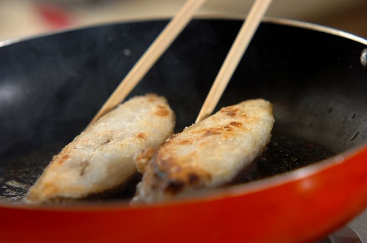 カレイの黒酢あんかけの作り方1