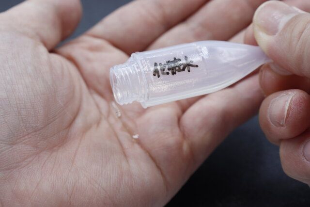 キャンドゥの連結詰め替えチューブ 5mL 6連や繰り返し使うことも可能