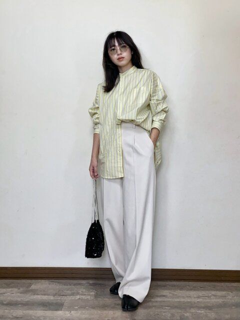 春のストライプシャツコーデ