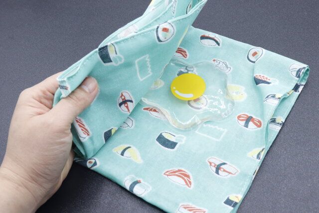 セリアのダイカットクールジェル目玉焼きはスポーツ後のアイシングにおすすめ