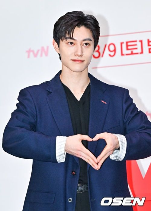 クァク・ドンヨン