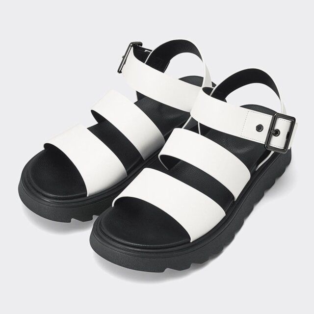 GU ベルトサンダル