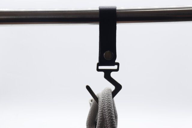 セリアのアングラ―フックは家の中でも使える