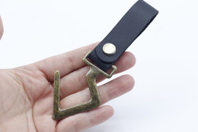 セリアのアングラ―フック