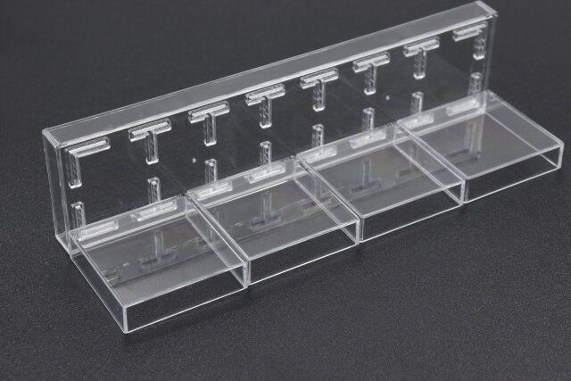 セリアのディスプレイスタンド2WAYは組み換え自由自在