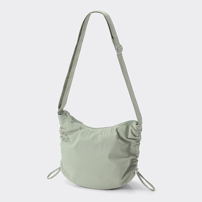 画像2: 出典：GU