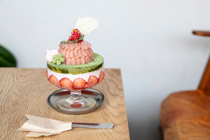 新宿にいるのを忘れる、ほっこりアンティーク空間カフェ♪スイーツやランチで癒しのひとときを。「coto cafe」