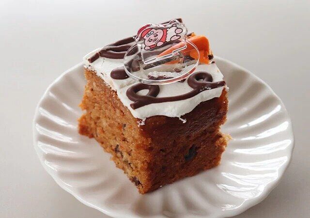 キャンドゥのケーキに刺せるアクリルスタンド用台座ピック