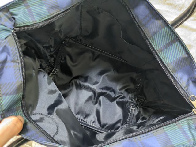 英国伝統トートバッグのメインポケット