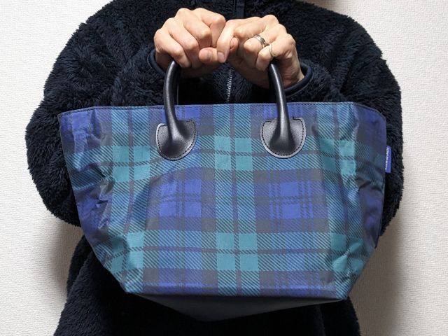 英国伝統トートバッグ持ってみたところ