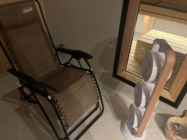 サウナ休憩所画像