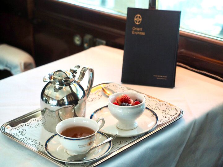 箱根の美術館で見つけた♪ フランスの豪華列車「オリエント急行」で心満たす優雅なティータイムを