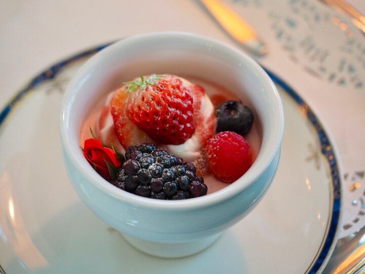 箱根の美術館で見つけた♪ フランスの豪華列車「オリエント急行」で心満たす優雅なティータイムを