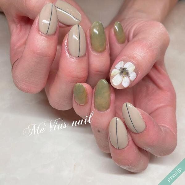 MeVius nailが投稿したネイルデザイン [photoid:I0129456] via Itnail Design (732144)