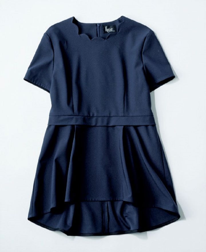 40代のネイビー服 ヒューデイトゥイブニング