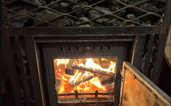 薪ストーブ画像