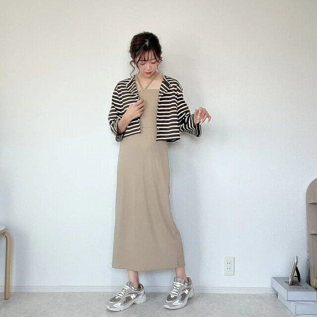 大人女子におすすめの春のボーダーカーディガンコーデ