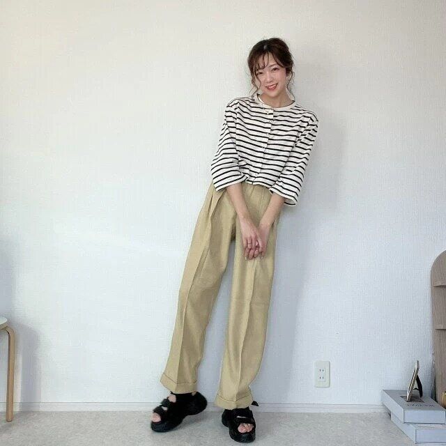 大人女子におすすめの春のボーダーカーディガンコーデ