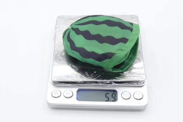 ダイソーのすいかの折りたたみうちわは5.9g