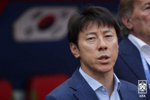 シン・テヨン監督