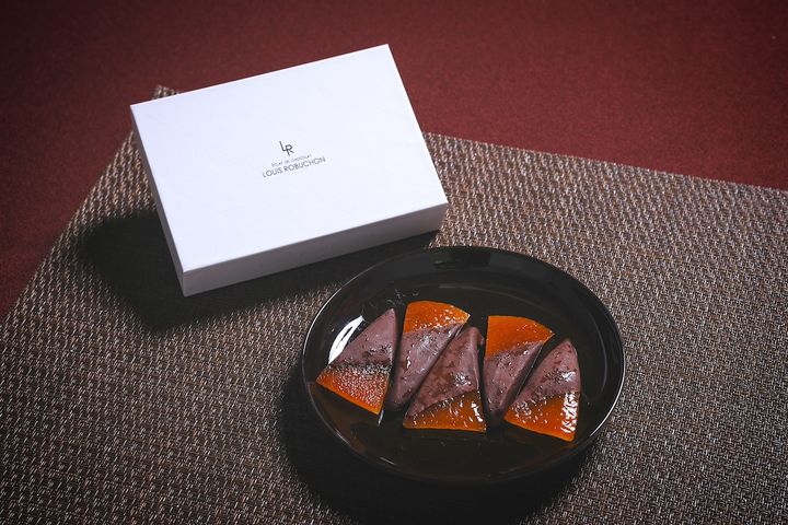 「エクラ・ドゥ・ショコラ“三宝柑オランジェット”」