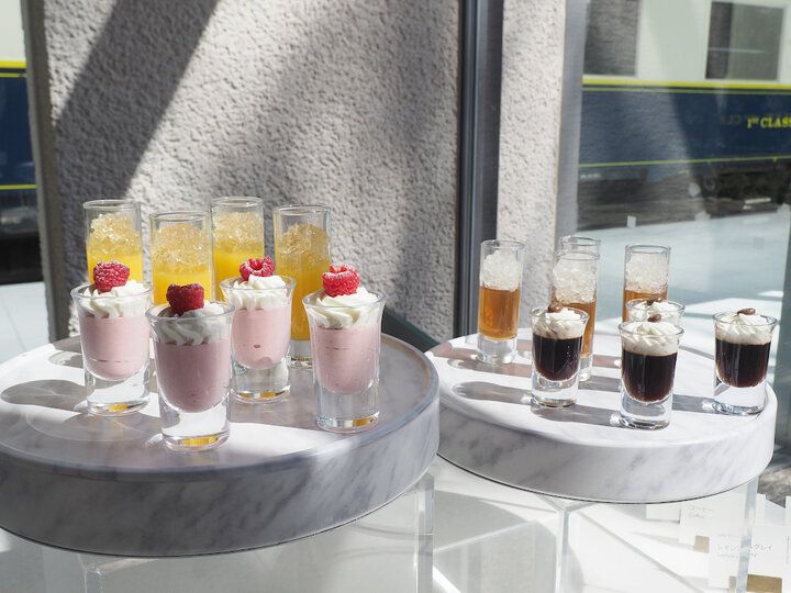 ジュエリースイーツビュッフェに心ときめく♪ 箱根ラリック美術館併設のレストラン「箱根 エモア・テラス」