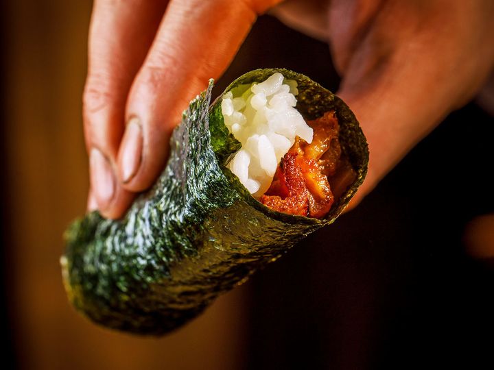 目黒『黒さつま鶏 煉火』の「海苔巻き」