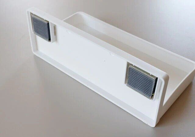 ダイソーのフリートレーの裏側のマグネット