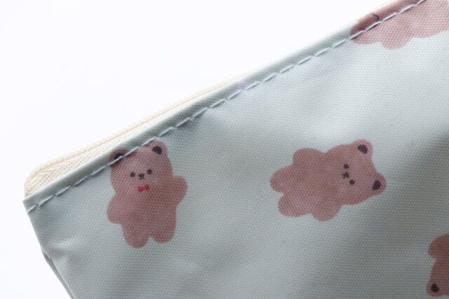 ダイソーのナチュラルガーリー ミニスクエアポーチ