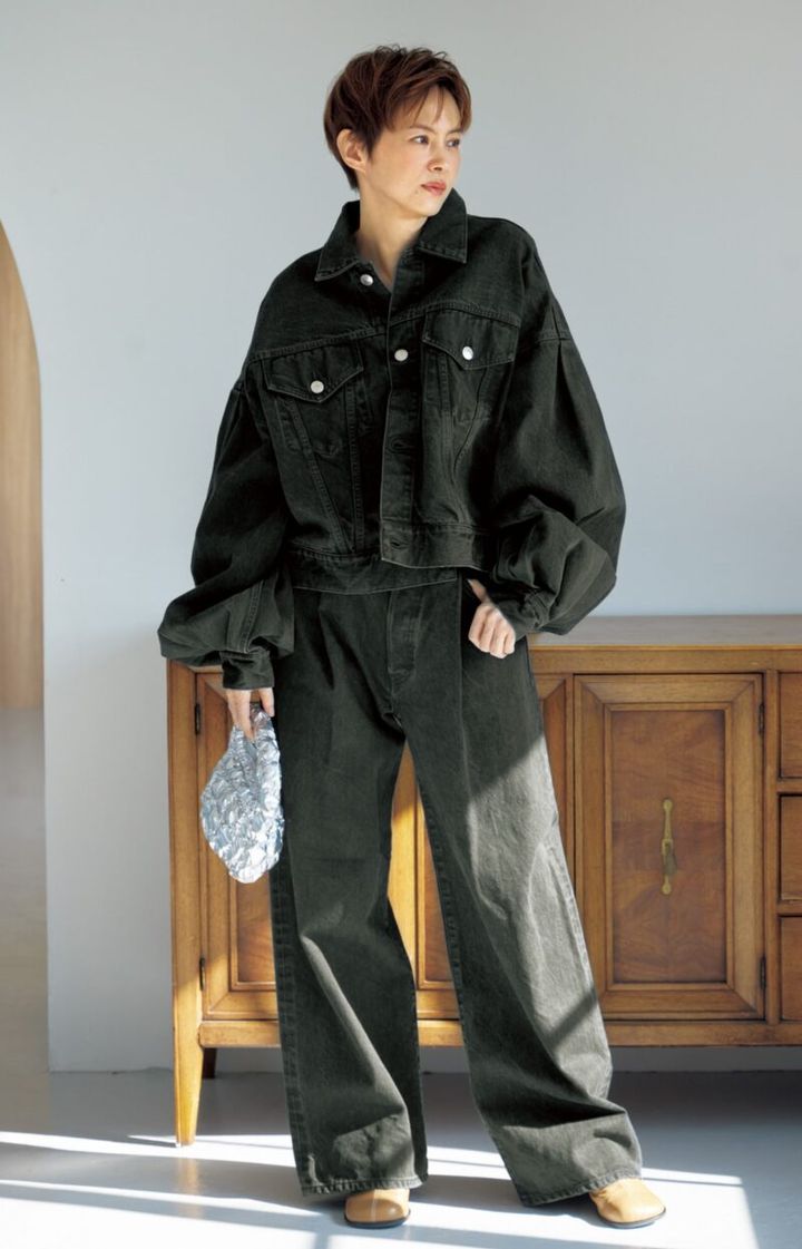 ブラックデニムコーデ ハイクのセットアップ テクなしお洒落