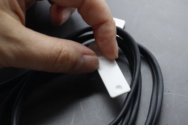 セリアの付け外し簡単コードフック