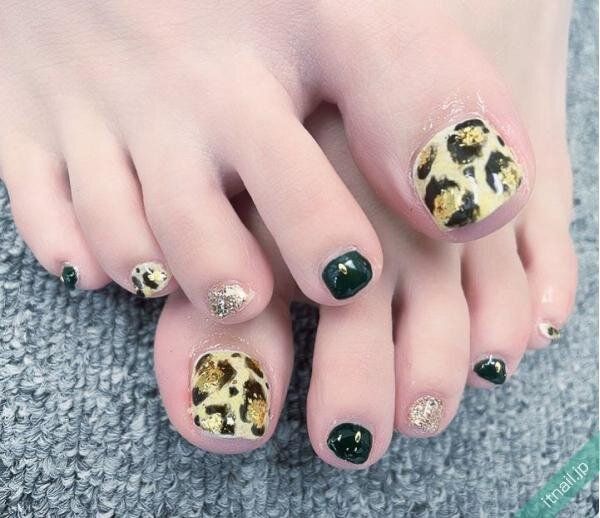 ネイルサロンメィプルが投稿したネイルデザイン [photoid:I0127146] via Itnail Design (732218)