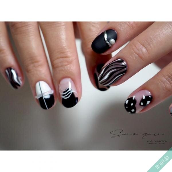 ねいる屋〜SANZOU〜が投稿したネイルデザイン [photoid:I0120267] via Itnail Design (732212)