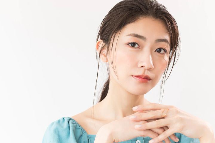 【大人の涙袋メイク】涙袋がない人でも、失敗しない！ 自然に華やぐメイクテク４選_14