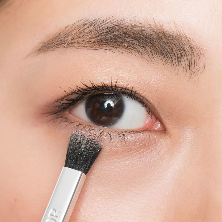 【大人の涙袋メイク】涙袋がない人でも、失敗しない！ 自然に華やぐメイクテク４選_8