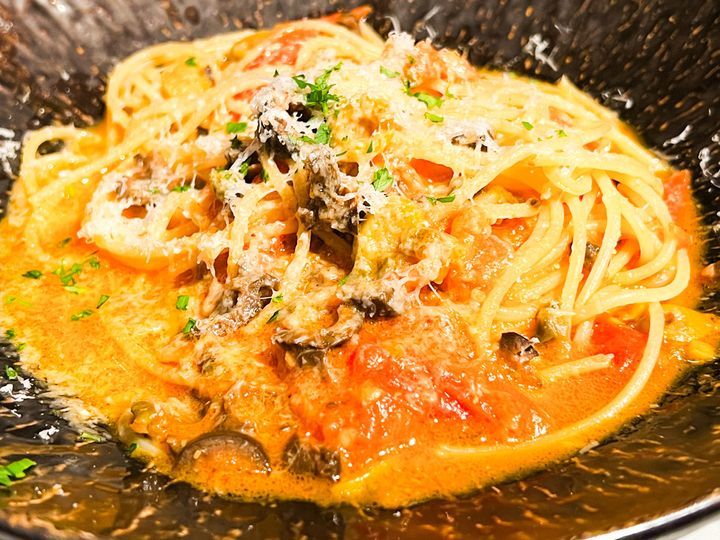 群馬県産うれっ娘トマトとオリーブのペペロンチーノ