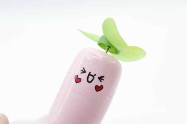 セリアのハンディファン にんじんのデザイン