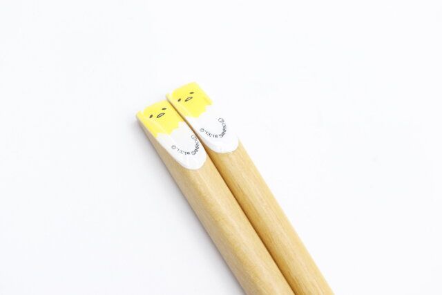 ダイソーさり気ないぐでたまが可愛い木箸（天削）21.0cm G/U ボディ