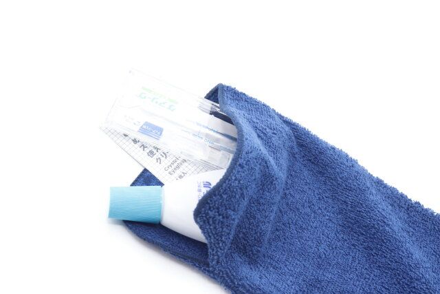 ダイソーの小物を運べるポーチタオル