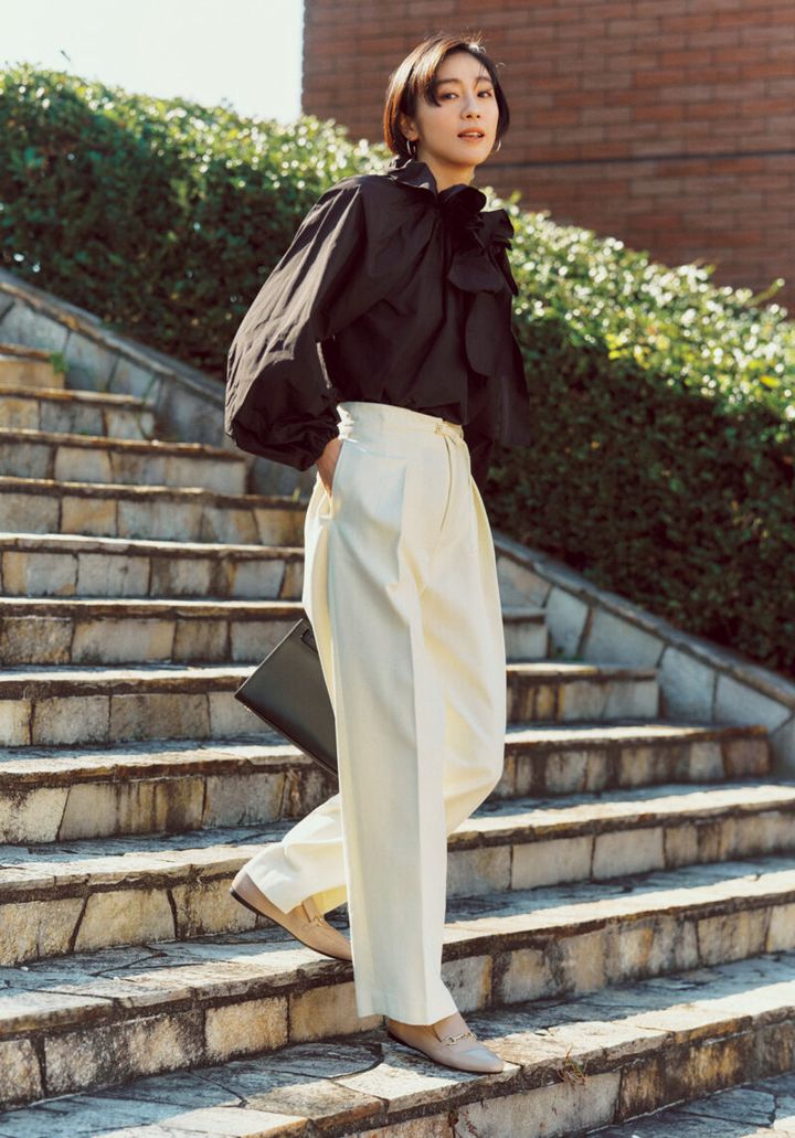 きちんと感＆こなれ感をかなえる アイボリーローファー 学校行事スタイル