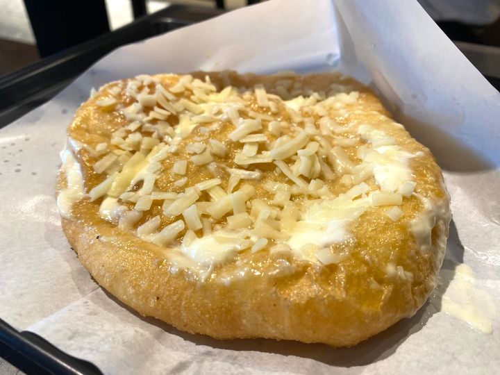 「チーズ&ガーリックサワークリーム」