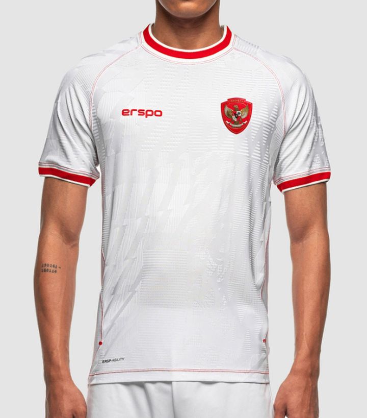 インドネシア代表、「新サプライヤー」の2024ユニフォーム！W杯予選とU23アジアカップで“好印象”を残し続ける