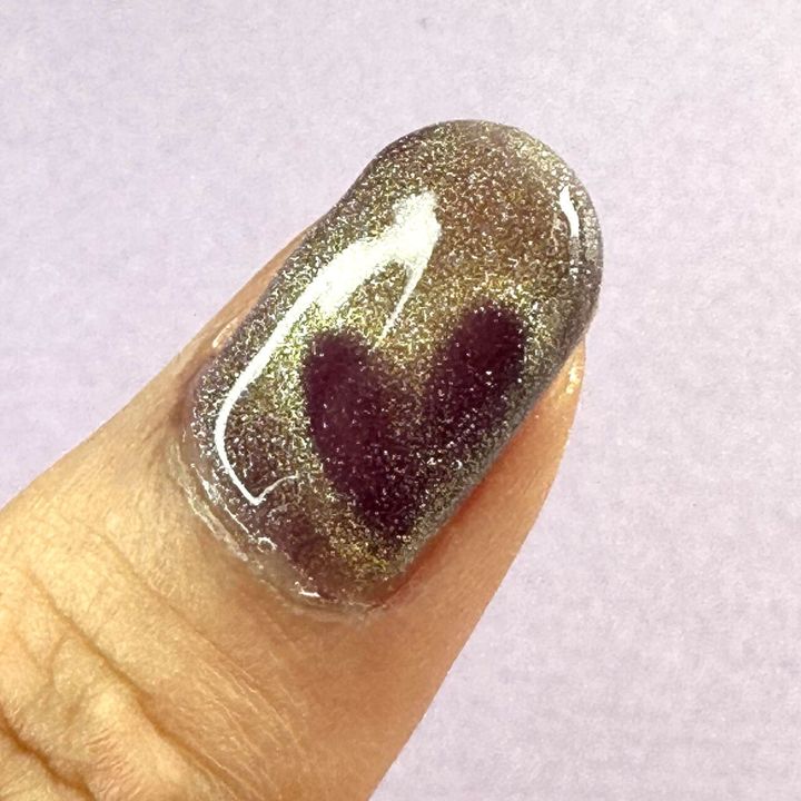 TikTokで大バズり！【ハートマグネットジェルネイル】を100%成功させるやり方