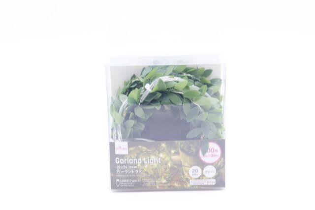 ダイソーのガーランドライト（20LED、グリーン、USBタイプ）のパッケージ
