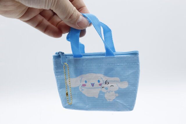 セリアのマイクロバッグチャーム