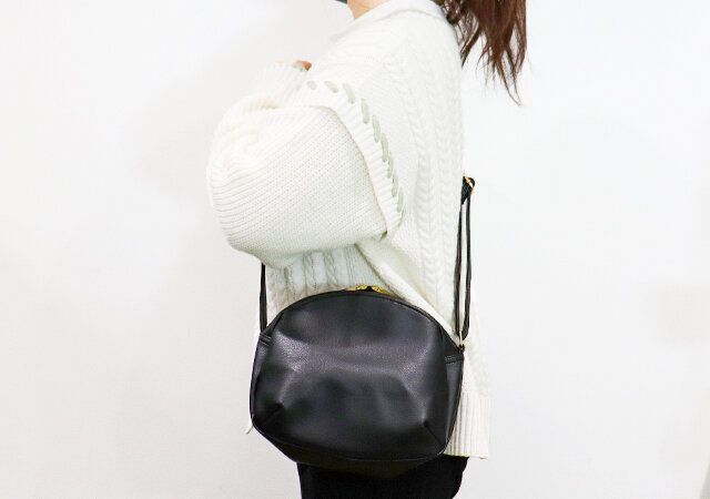 肩掛けスタイル