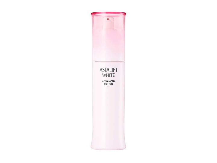 この春40・50代が使うべき新作化粧水3つ